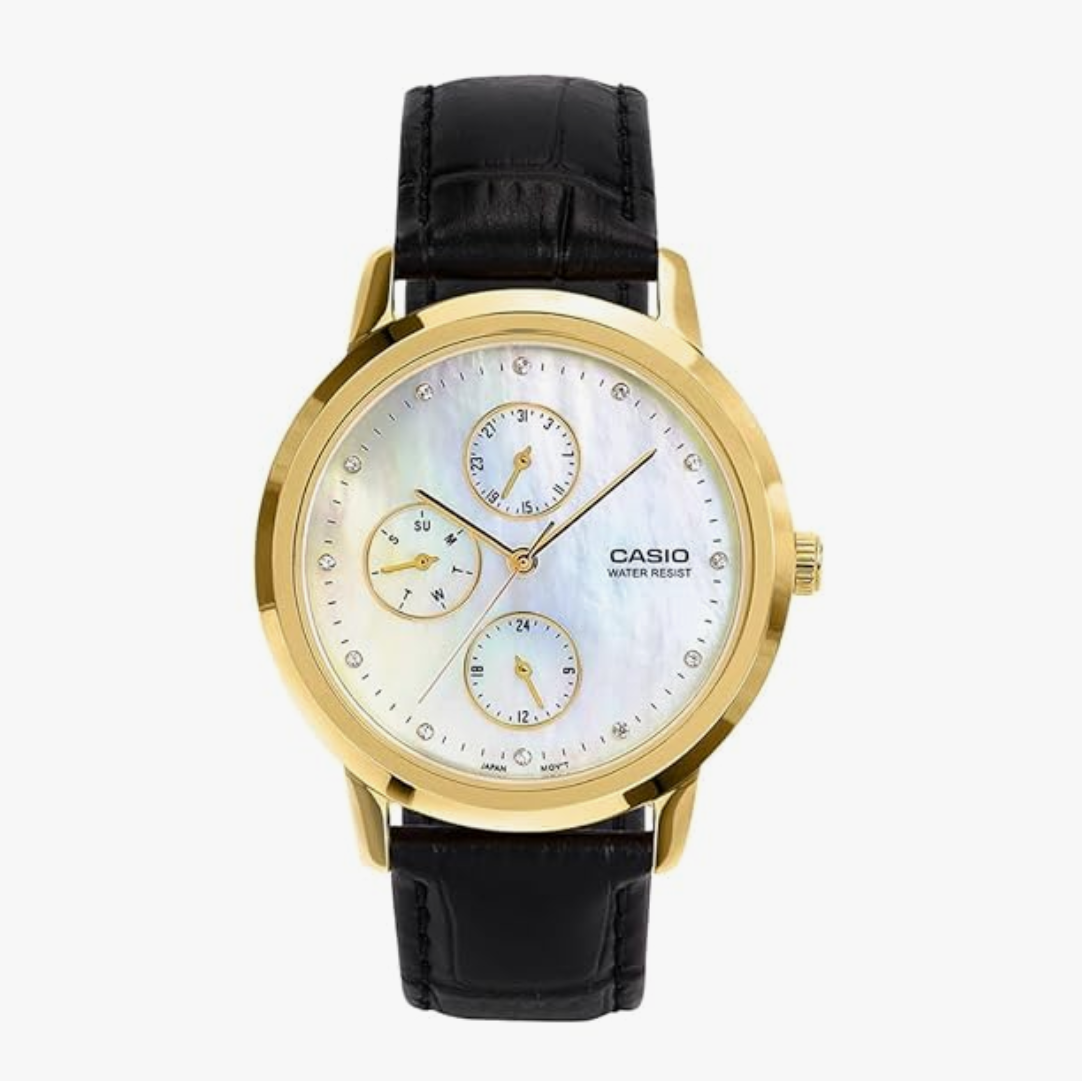 LTP Women Quartz White Dial Analog Leather Watch A2495